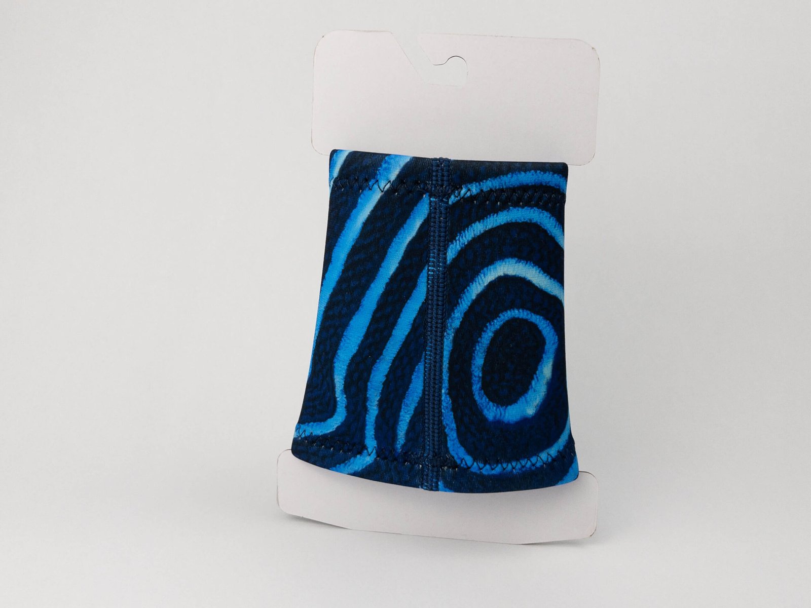 Packaging con la Neoprene Wristband Emperor, vista trasera