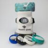 Imagen del packaging con la Neoprene Wristband White Pro vista delantera con accesorios personalizar